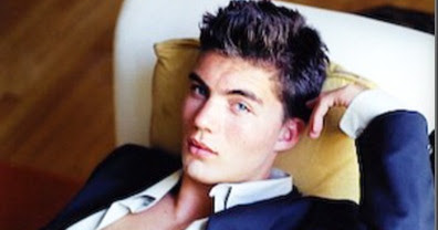 Male Model Universe: Zane Holtz